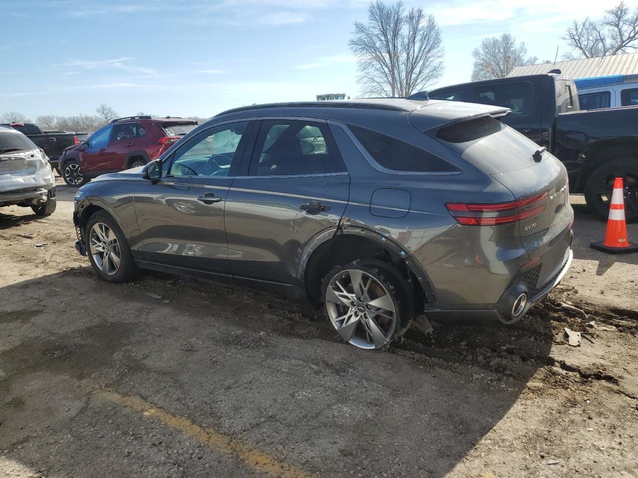 2024 GENESIS GV70 BASE VIN:5NMMCDTC7RH010785