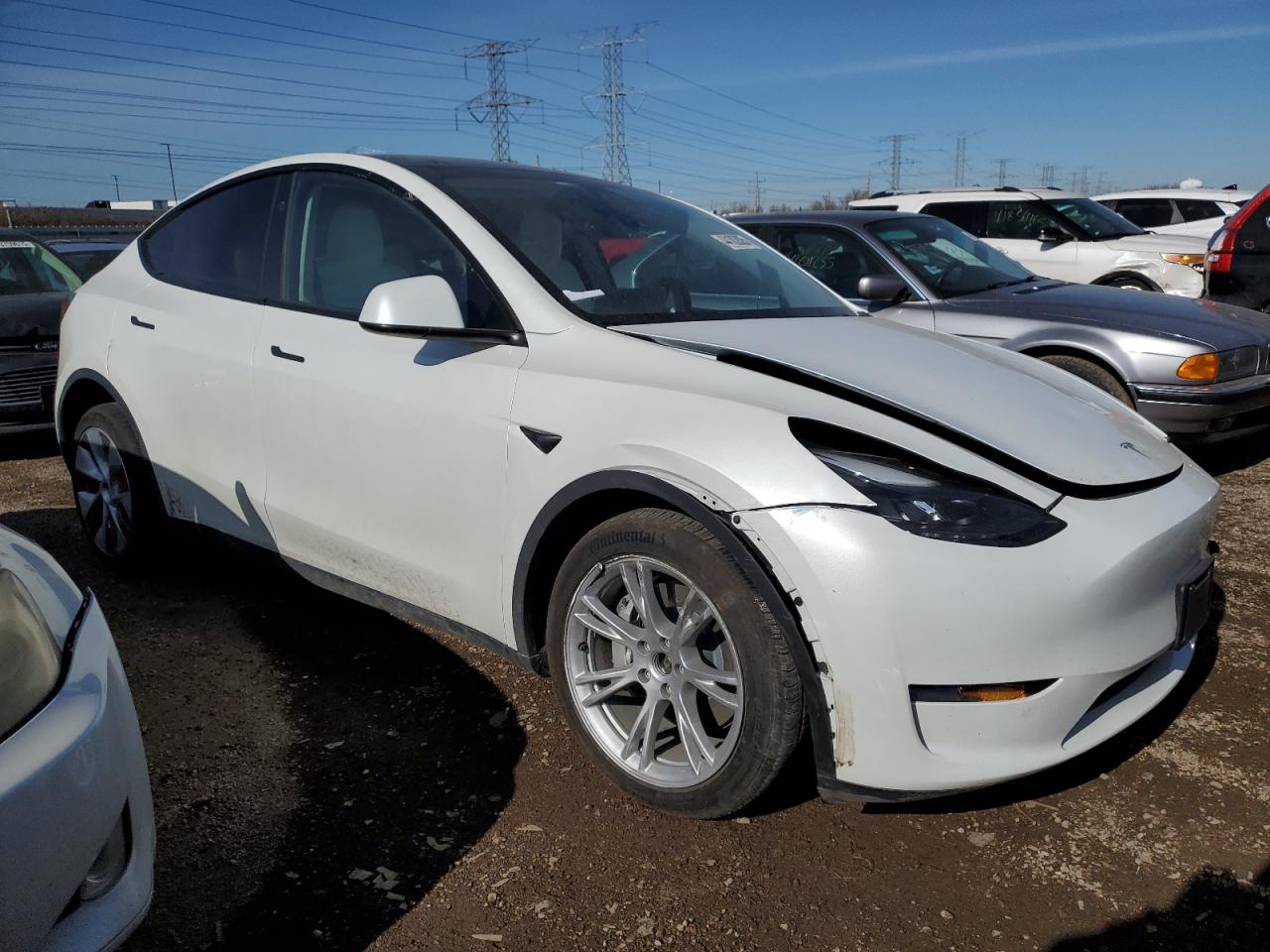 2024 TESLA MODEL Y  VIN:7SAYGDEE6RF046671