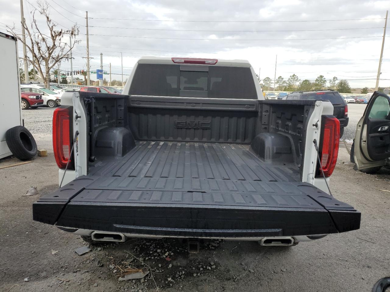 2024 GMC SIERRA K1500 SLT VIN:3GTUUDE86RG193016