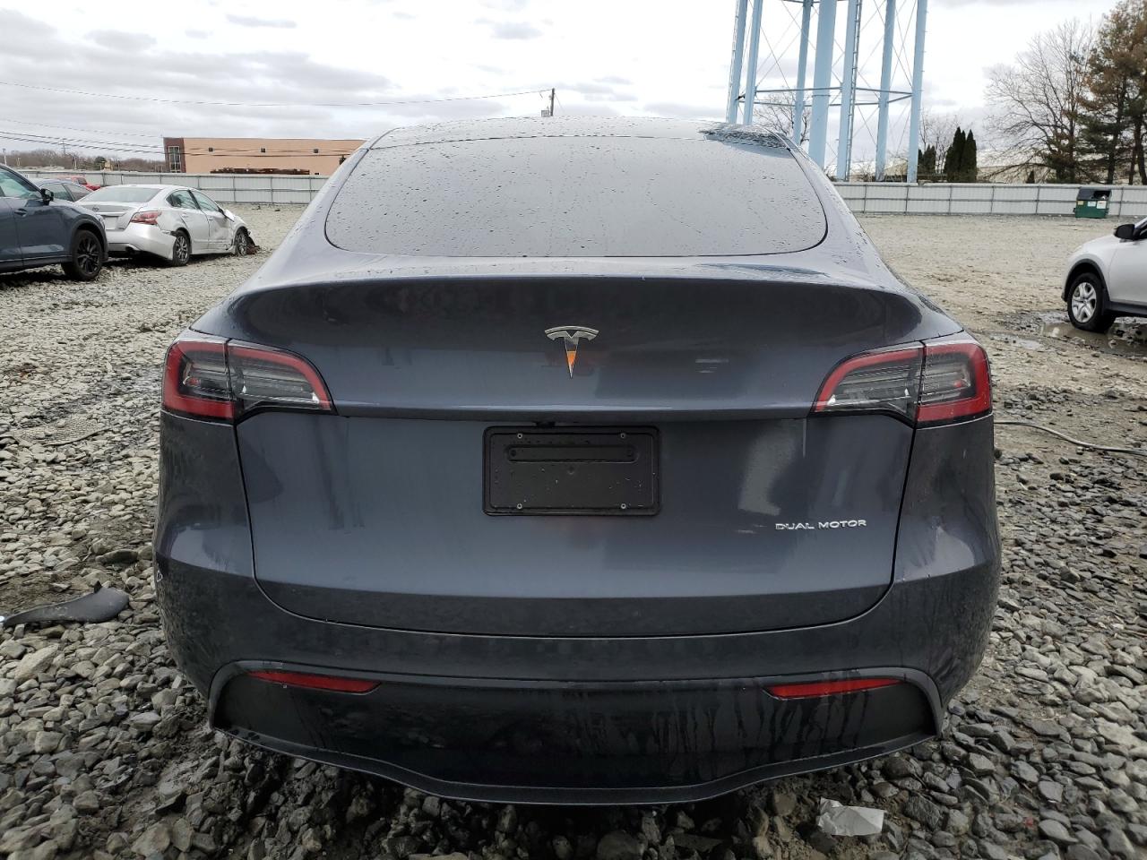 2023 TESLA MODEL Y  VIN:7SAYGDEE4PF895288