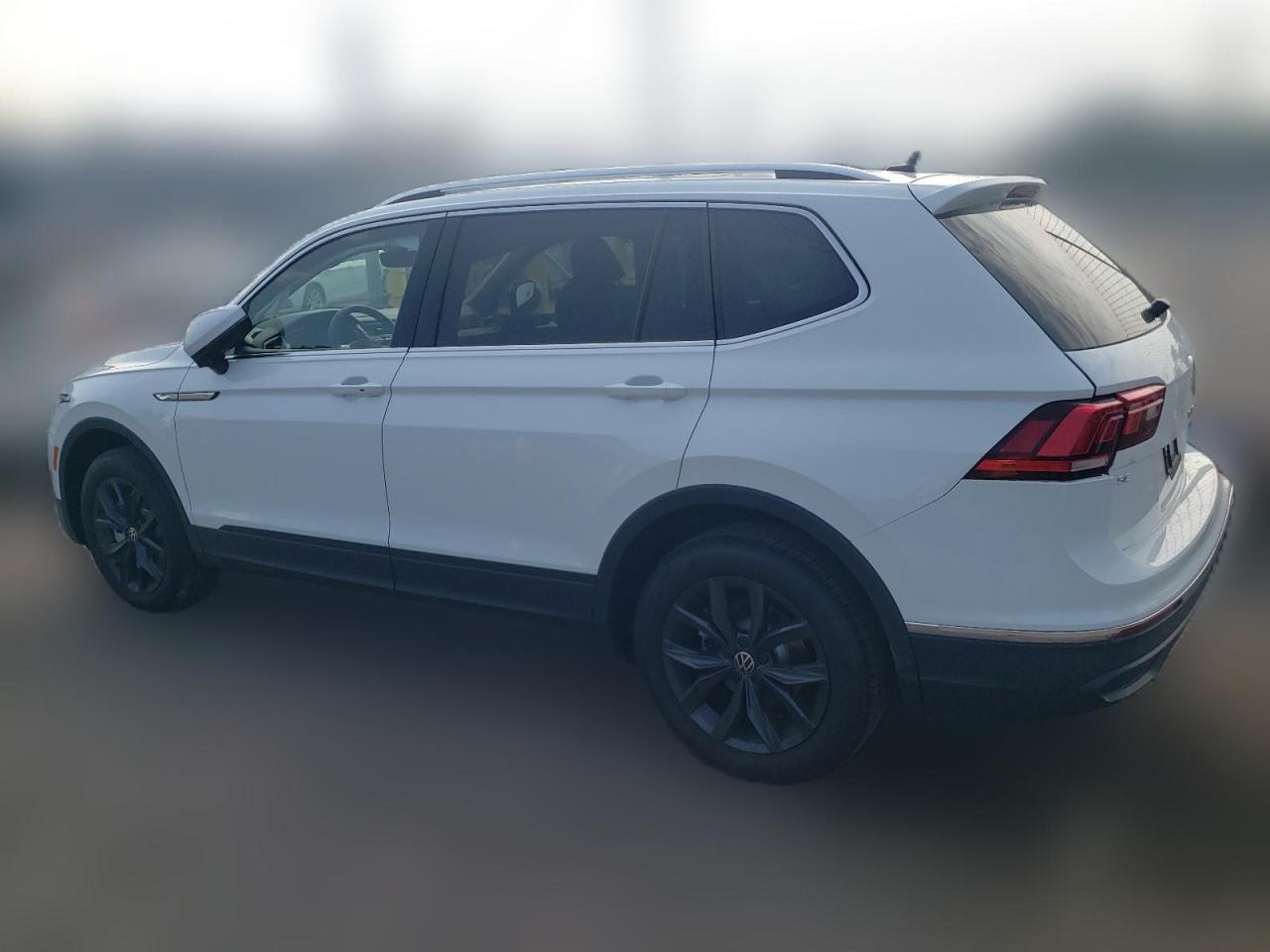 2024 VOLKSWAGEN TIGUAN SE VIN:3VVNB7AX9RM118029