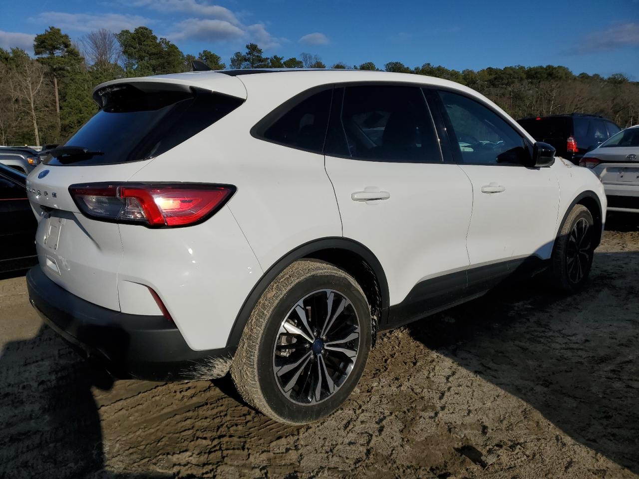 2022 FORD ESCAPE SE VIN:1FMCU0G6XNUB17575