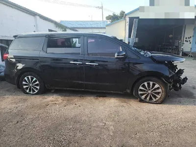 2015 Kia Carnival VIN: