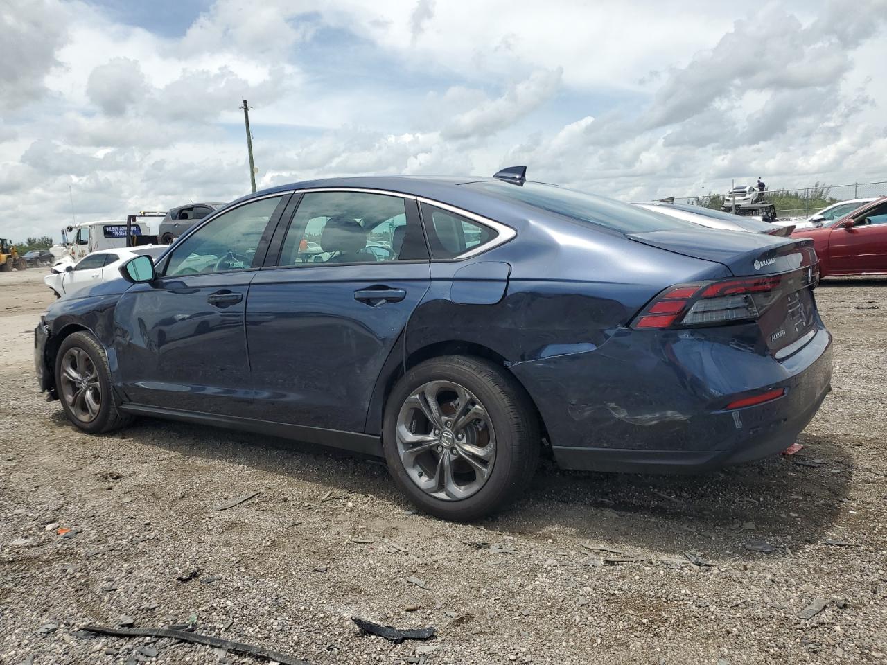 2024 HONDA ACCORD EX VIN:1HGCY1F39RA009169