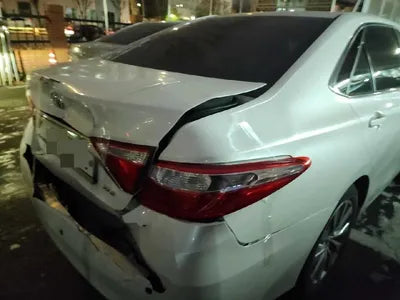 2016 Toyota Camry VIN: