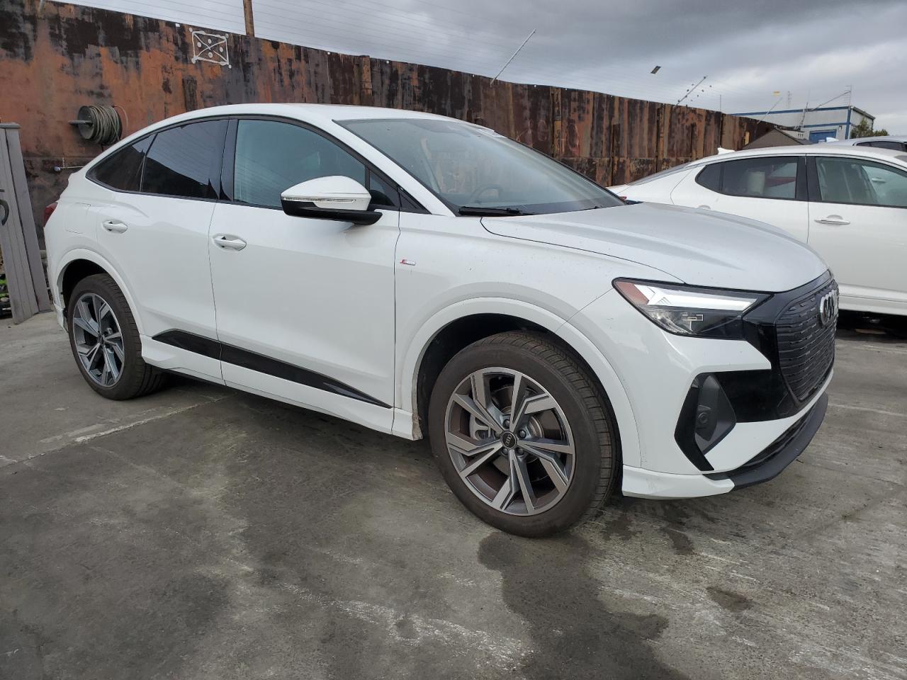 2024 AUDI Q4 E-TRON SPORTBACK PREMIUM VIN:WA122BFZ5RP007285
