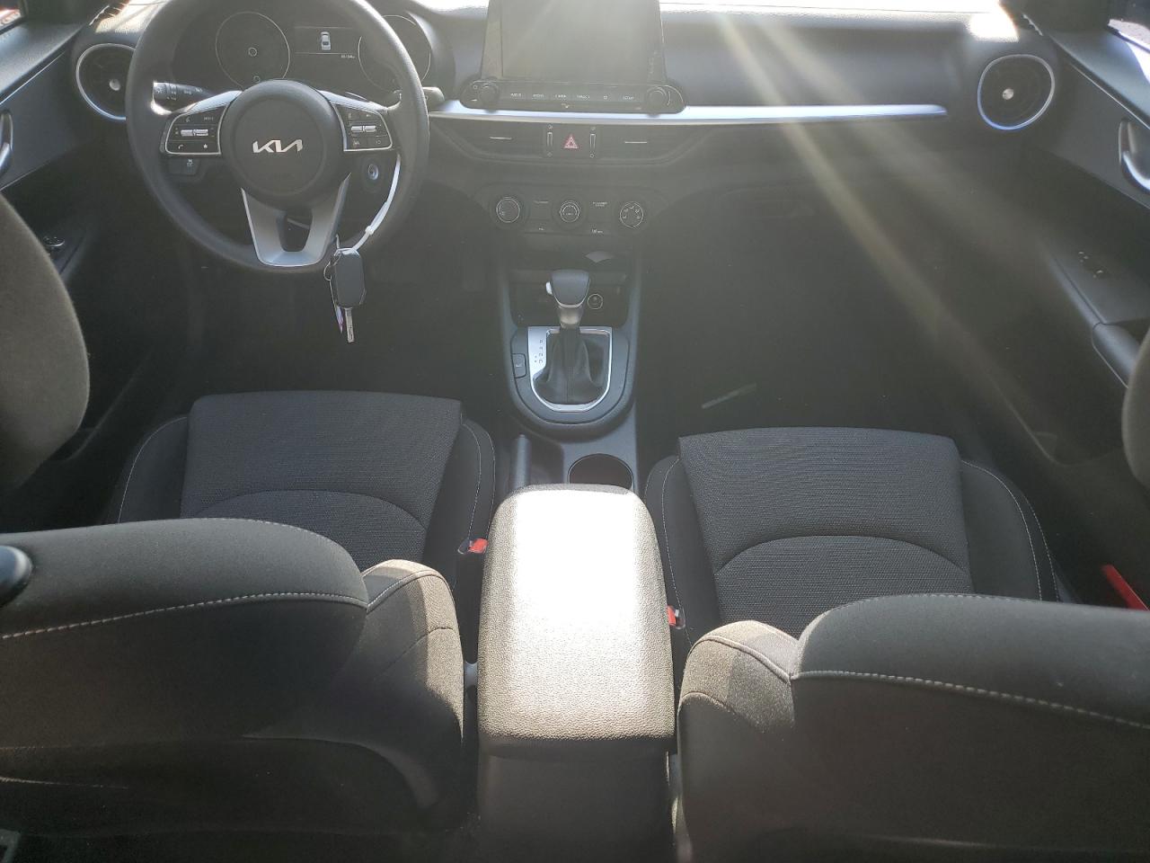 2022 KIA FORTE FE VIN:3KPF24AD0NE470928