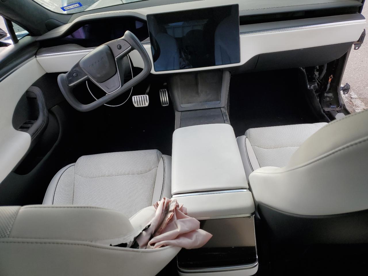 2024 TESLA MODEL S  VIN:5YJSA1E69RF533097