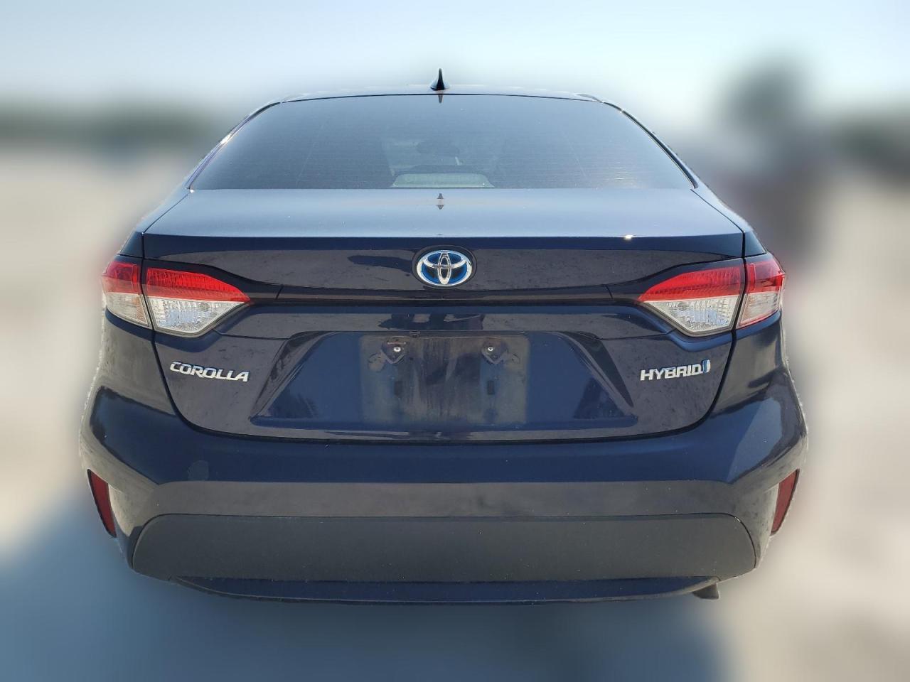 2022 TOYOTA COROLLA LE VIN:JTDEAMDE2NJ058256