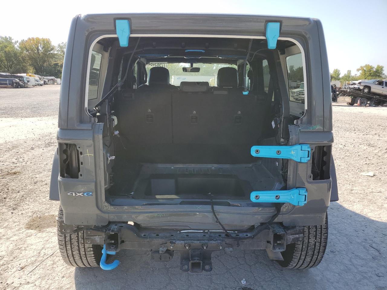 2022 JEEP WRANGLER UNLIMITED SAHARA 4XE VIN:1C4JJXP6XNW198983
