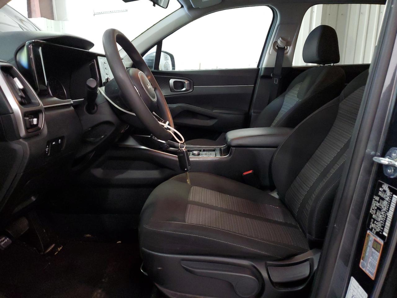 2022 KIA SORENTO LX VIN:5XYRG4LC3NG102135