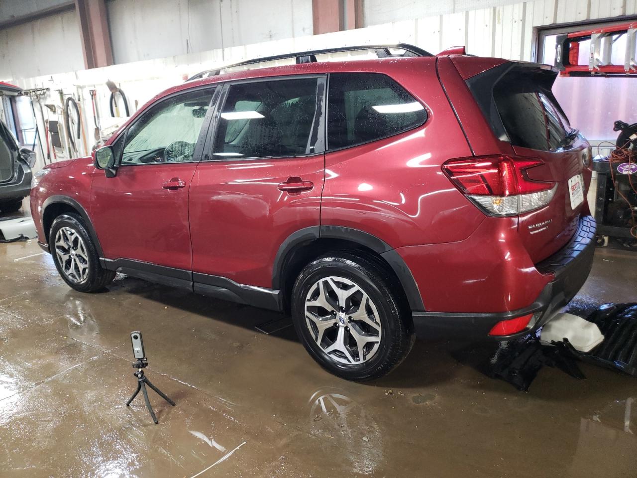 2022 SUBARU FORESTER PREMIUM VIN:JF2SKAEC9NH422483