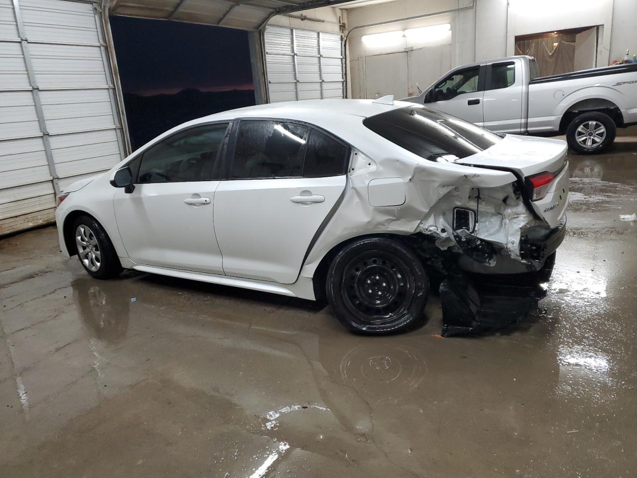 2022 TOYOTA COROLLA LE VIN:JTDEPMAE5N3003047