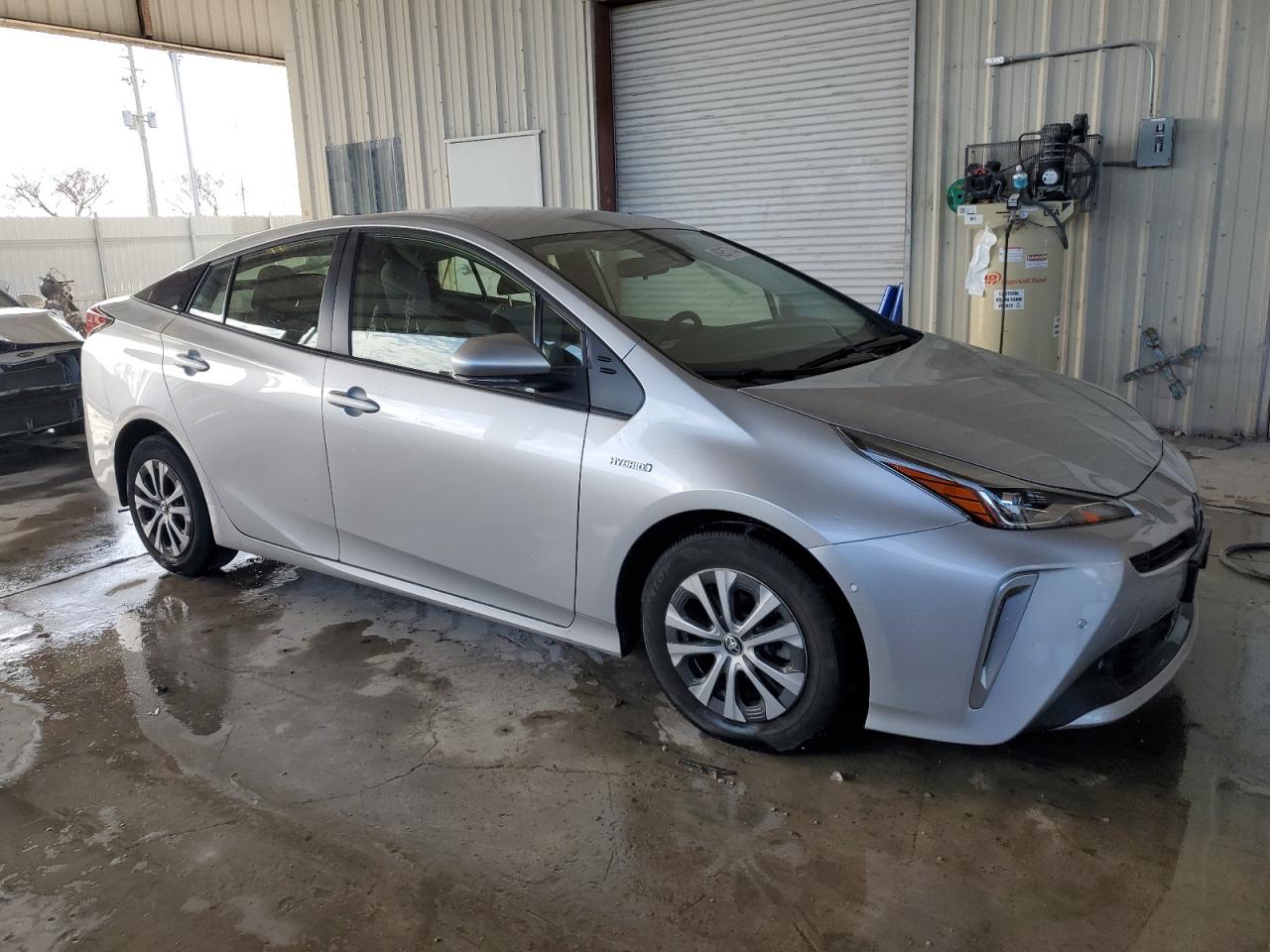 2022 TOYOTA PRIUS LE VIN:JTDL9MFU8N3034648