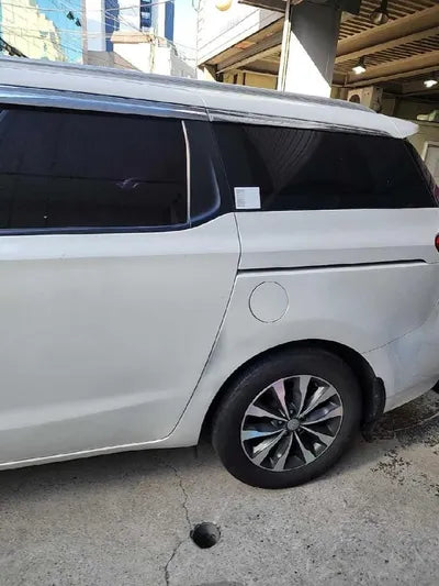 2015 Kia Carnival VIN: