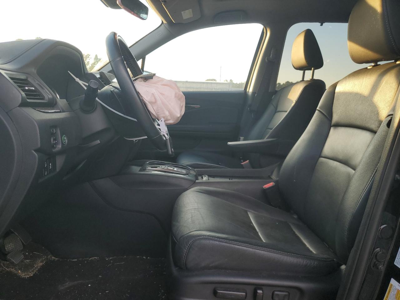 2022 HONDA PILOT TOURING VIN:5FNYF5H65NB022897