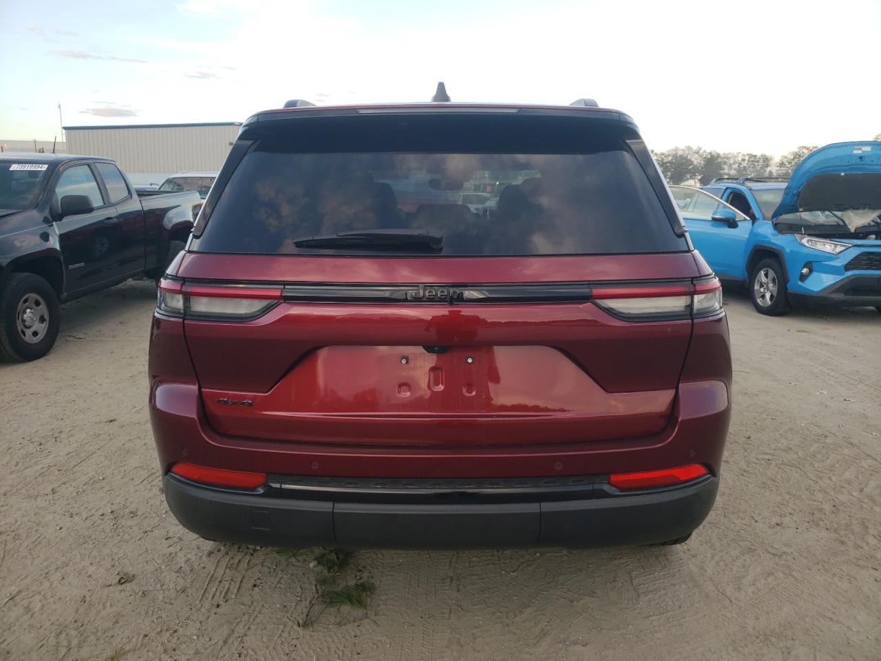 2023 JEEP GRAND CHEROKEE LAREDO VIN:1C4RJHAG3P8883067