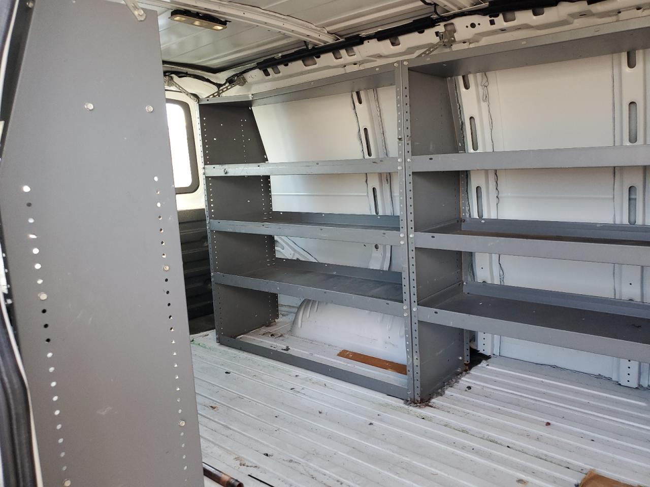 2022 CHEVROLET EXPRESS G2500  VIN:1GCWGAFPXN1200093