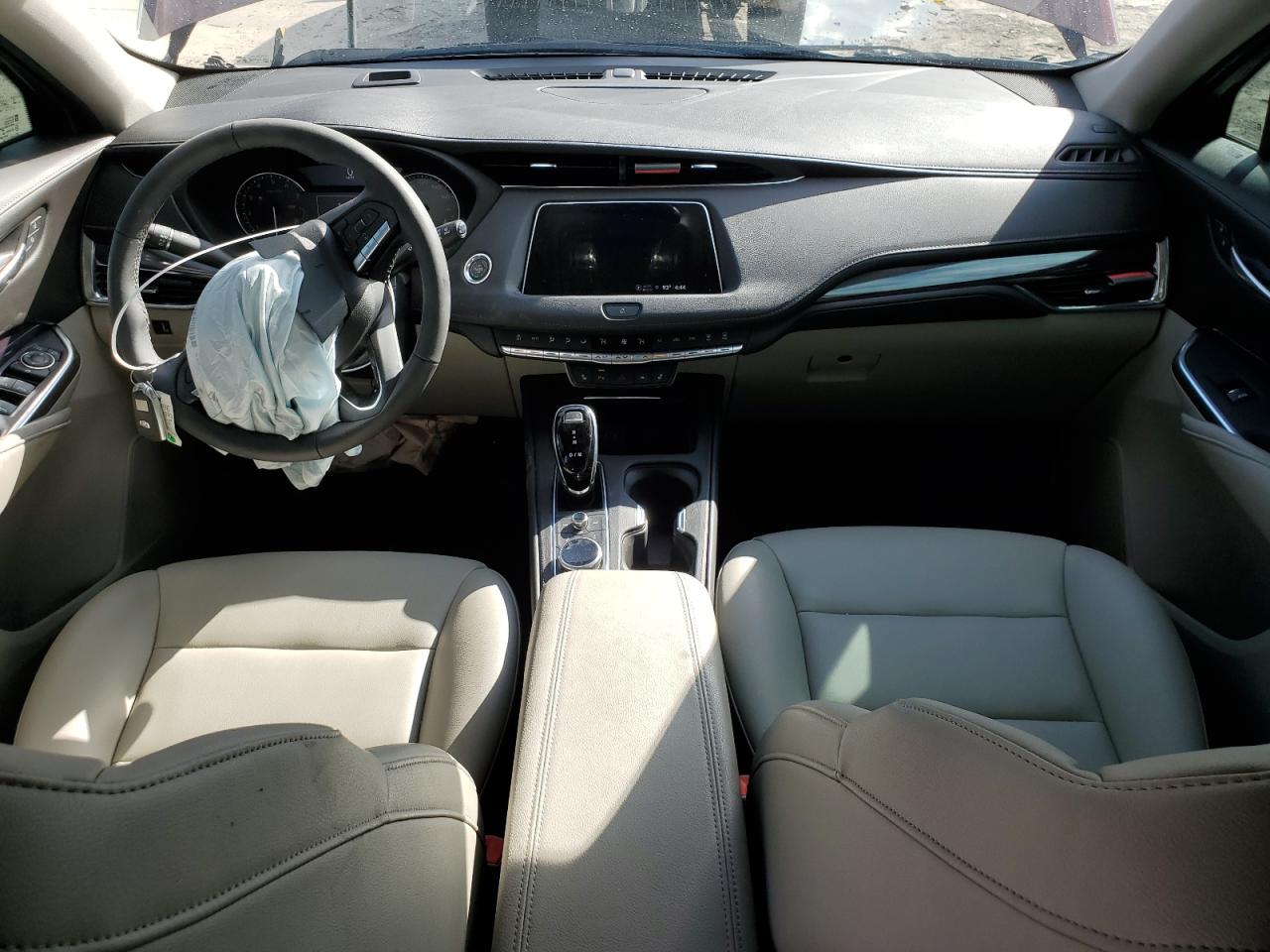 2022 CADILLAC XT4 LUXURY VIN:1GYAZAR46NF147282