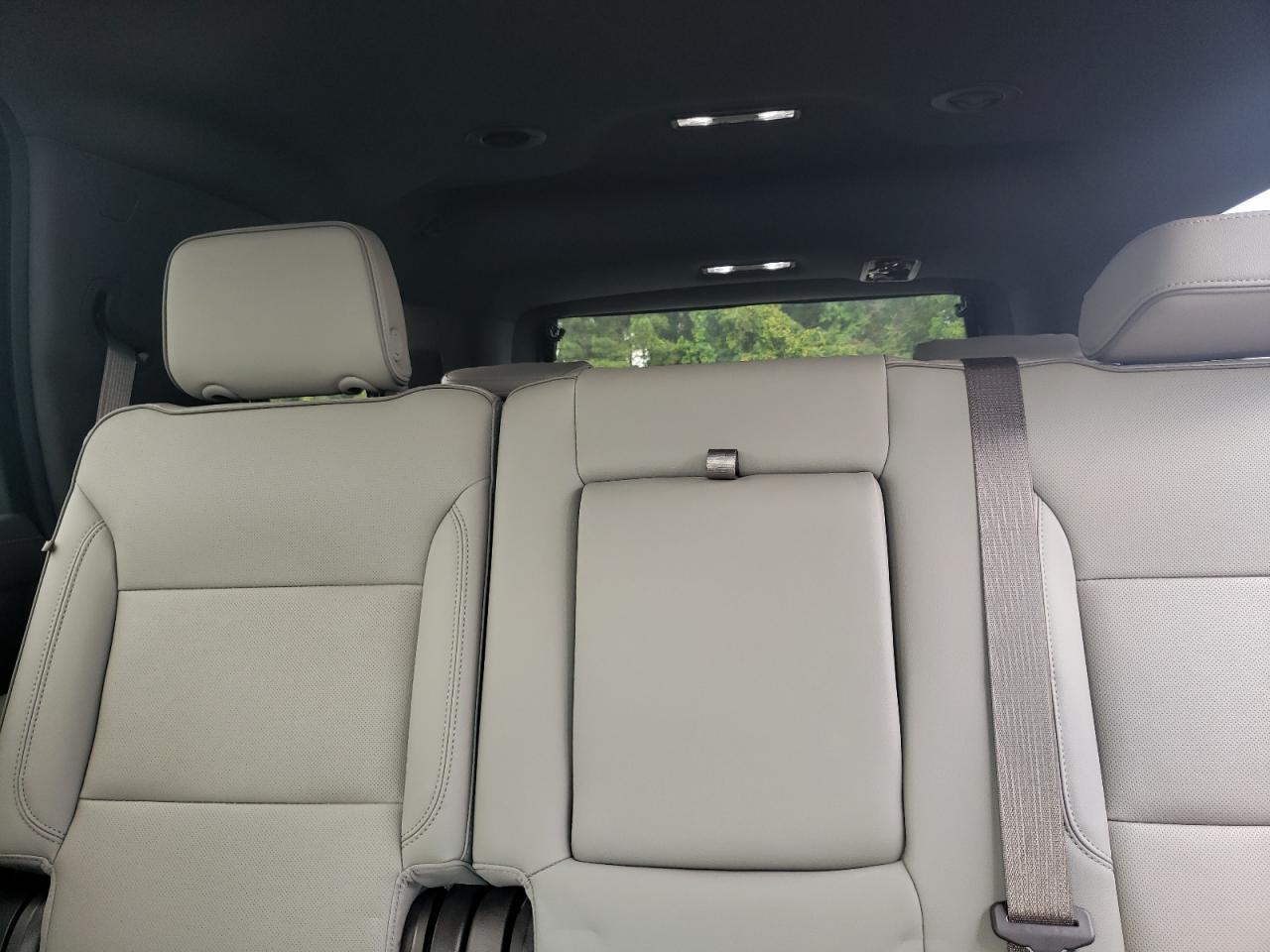 2022 GMC YUKON SLT VIN:1GKS2BKD0NR123240