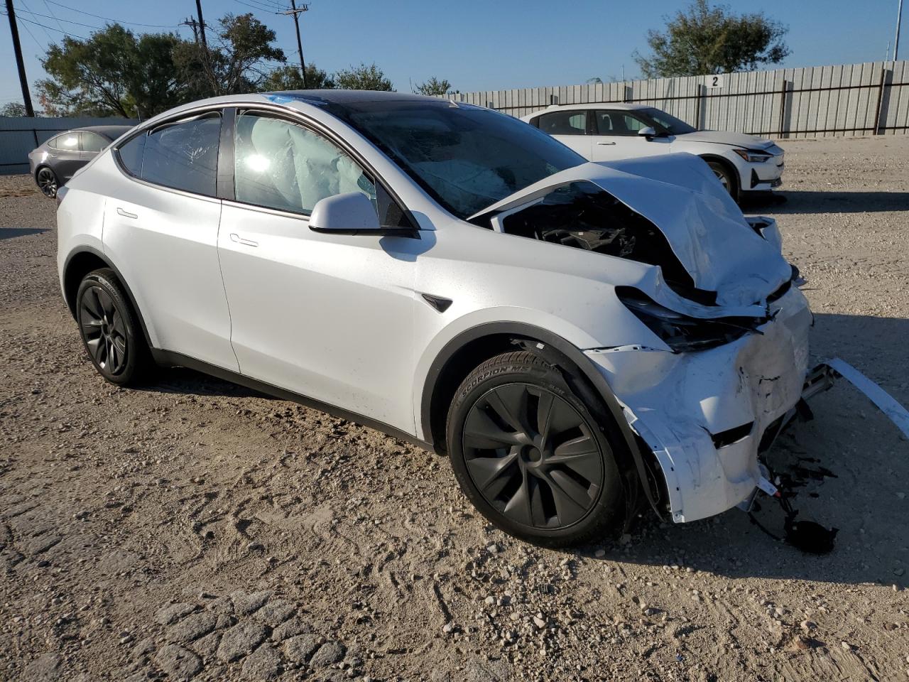 2024 TESLA MODEL Y  VIN:7SAYGDEE7RA333742