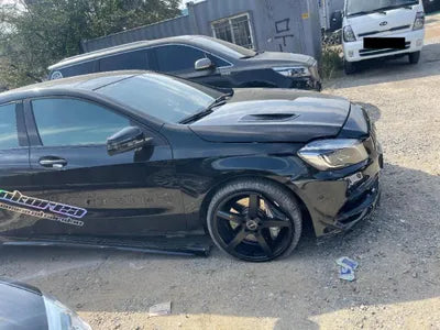 2016 Mercedes-Benz A 45 AMG WDDBF5CB5HJ558052 VIN:WDDBF5CB5HJ558052