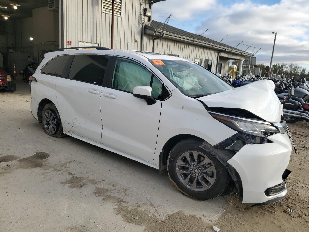 2023 TOYOTA SIENNA LE VIN:5TDBSKFC3PS098710