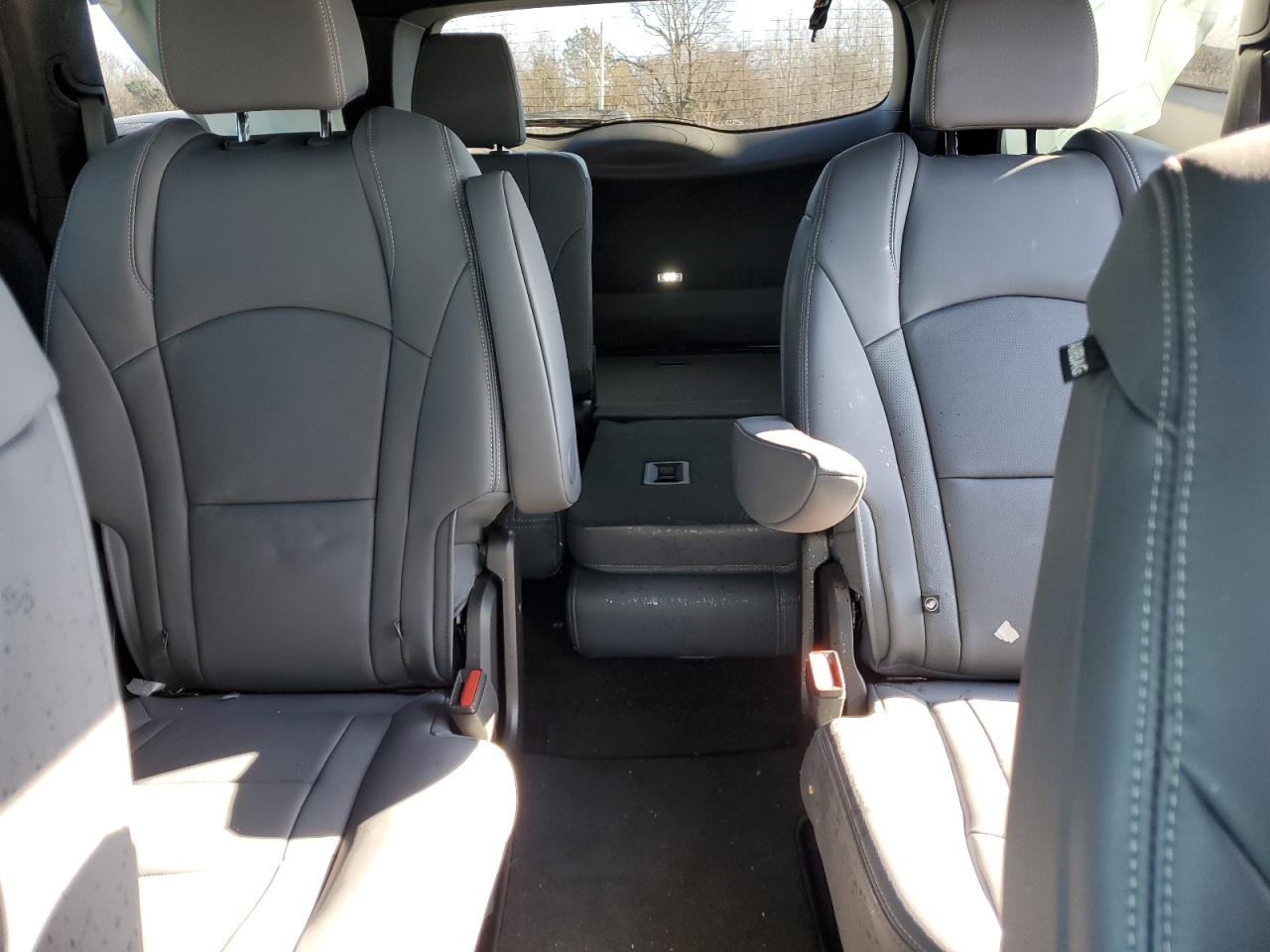 2024 BUICK ENCLAVE ESSENCE VIN:5GAERBKW9RJ104200