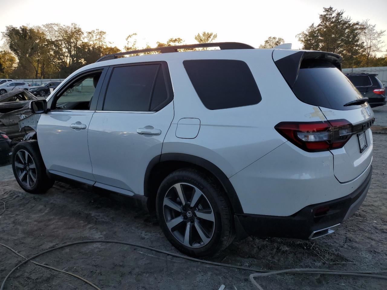 2024 HONDA PILOT TOURING VIN:5FNYG2H76RB012681