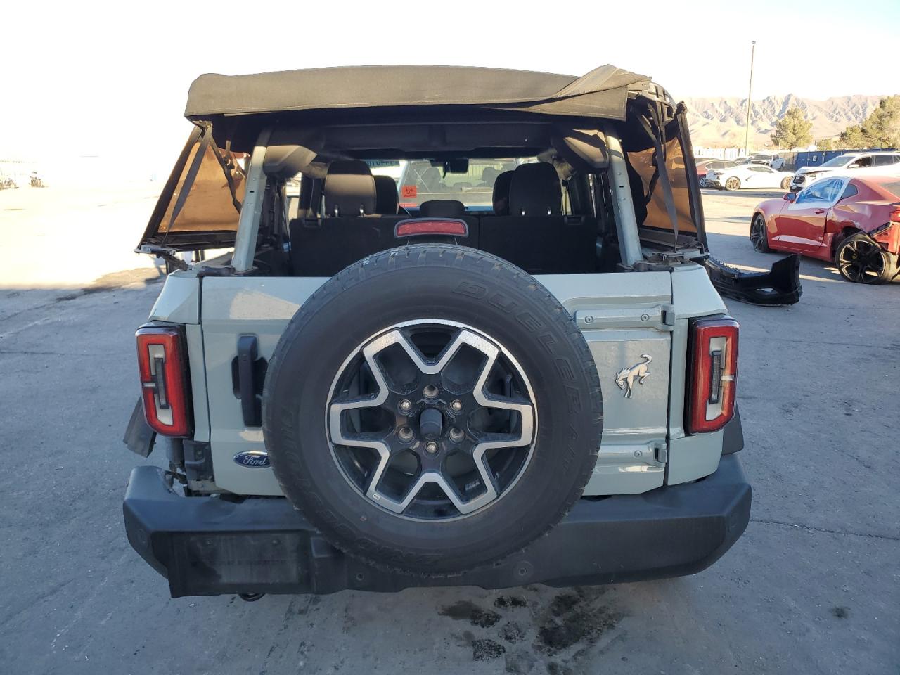 2022 FORD BRONCO BASE VIN:1FMDE5BH3NLA99823