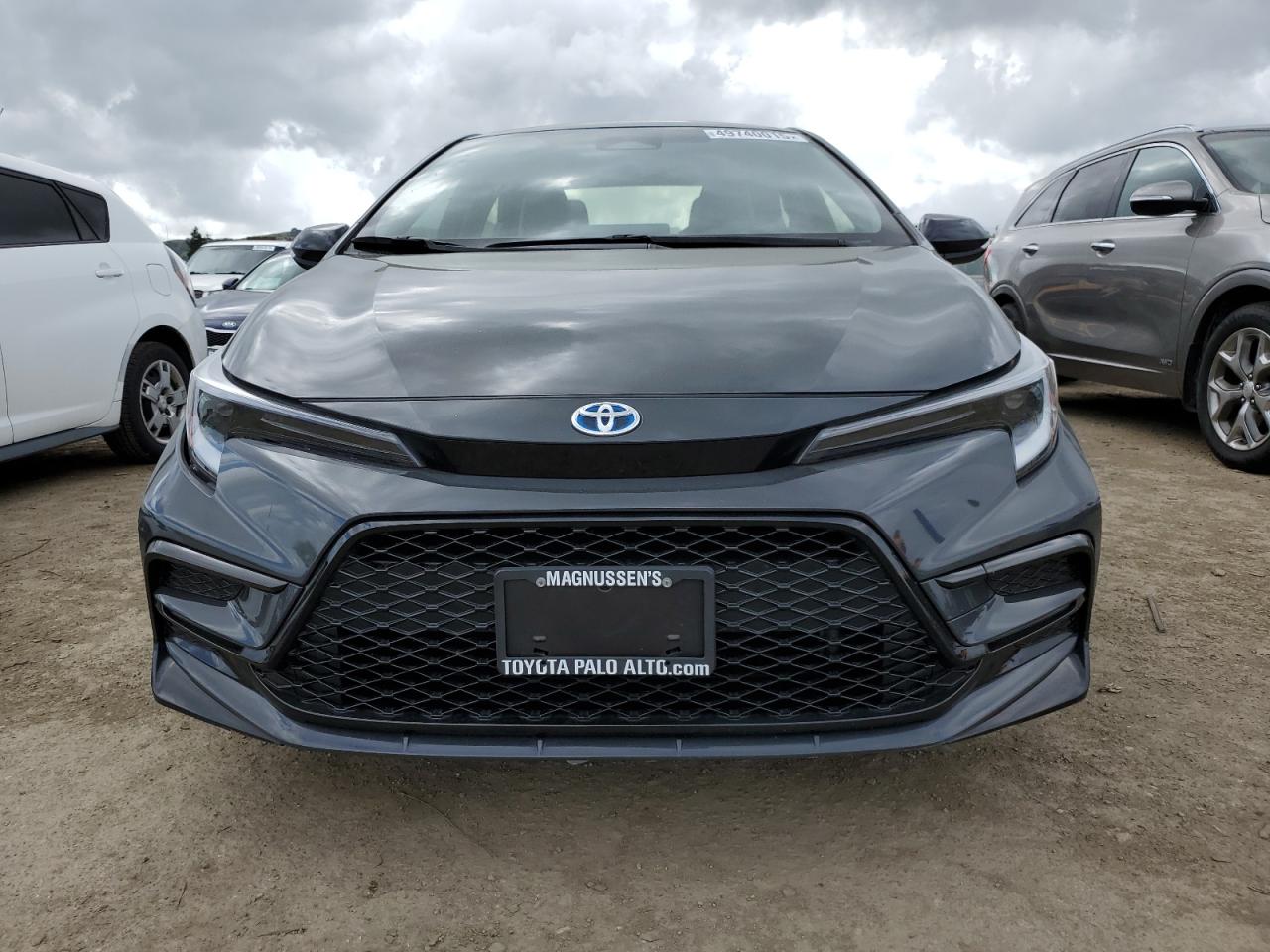 2024 TOYOTA COROLLA LE VIN:JTDBCMFE6R3047135