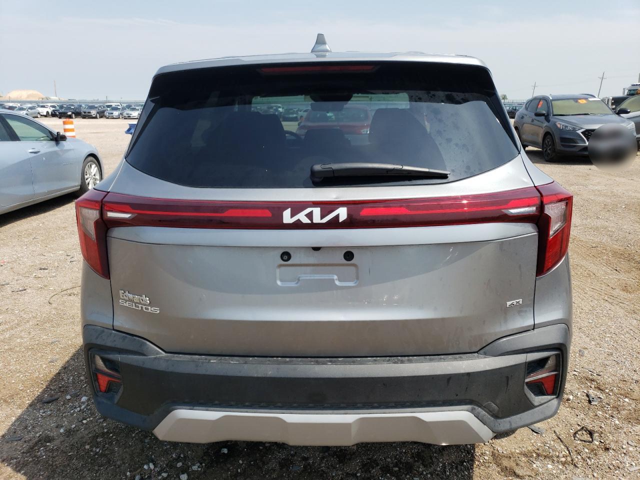 2024 KIA SELTOS LX VIN:KNDEPCAA1R7554131