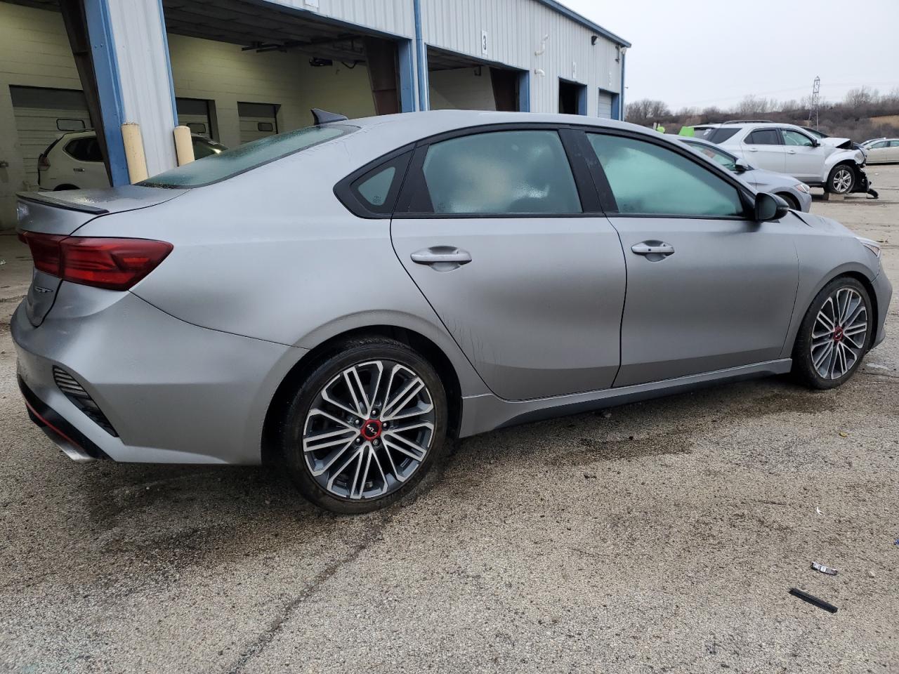 2022 KIA FORTE GT VIN:3KPF44AC1NE485536
