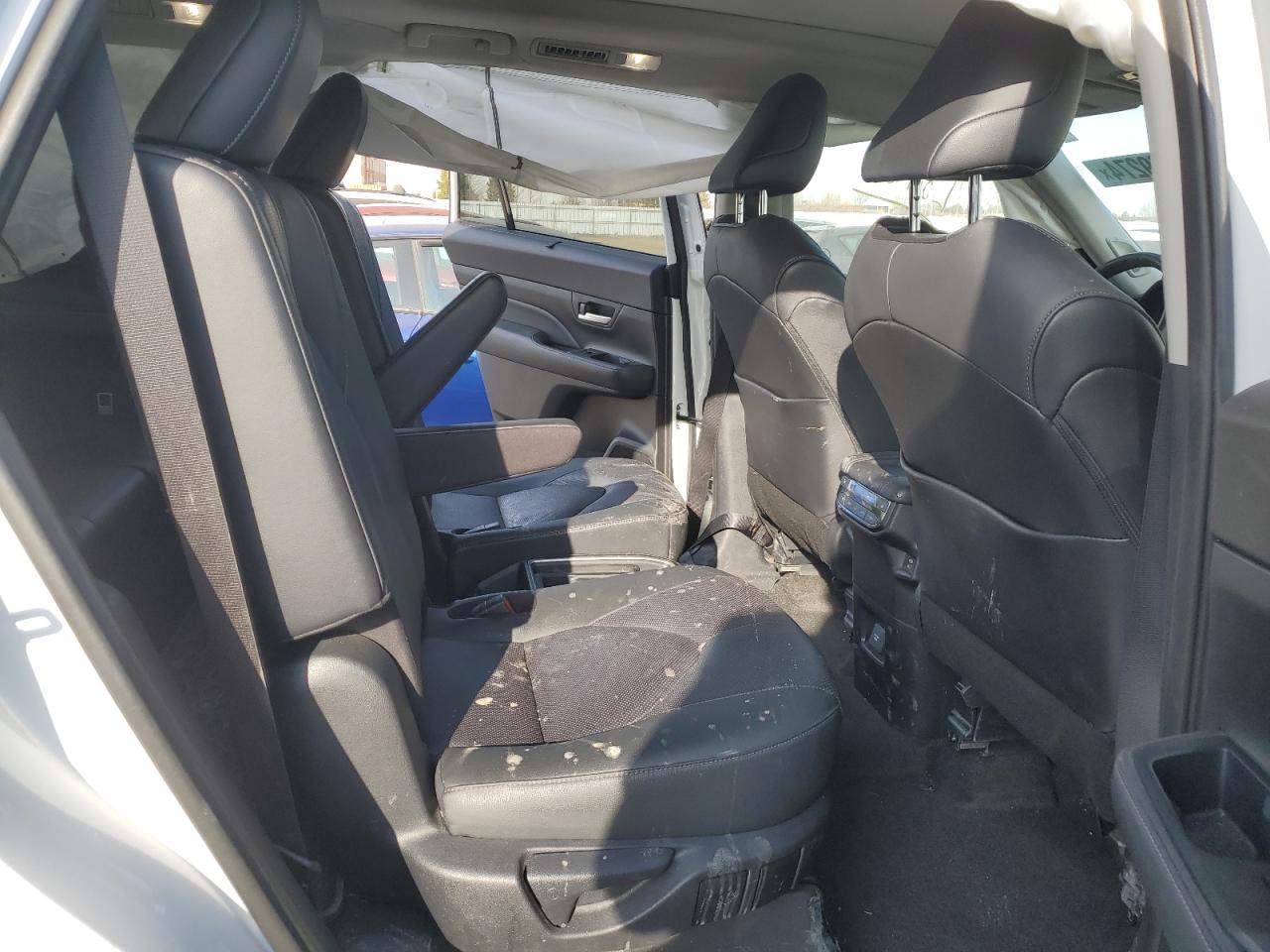 2024 TOYOTA GRAND HIGHLANDER XLE VIN:5TDAAAB59RS009581