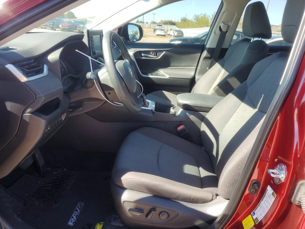 2022 TOYOTA RAV4 XLE VIN:2T3W1RFV0NW216173