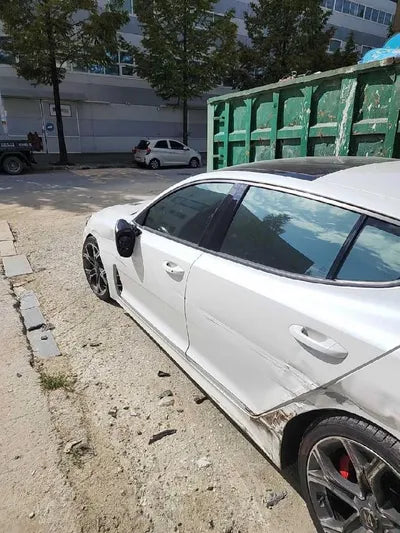2018 Kia Stinger KNAE751CBJS033997 VIN:KNAE751CBJS033997
