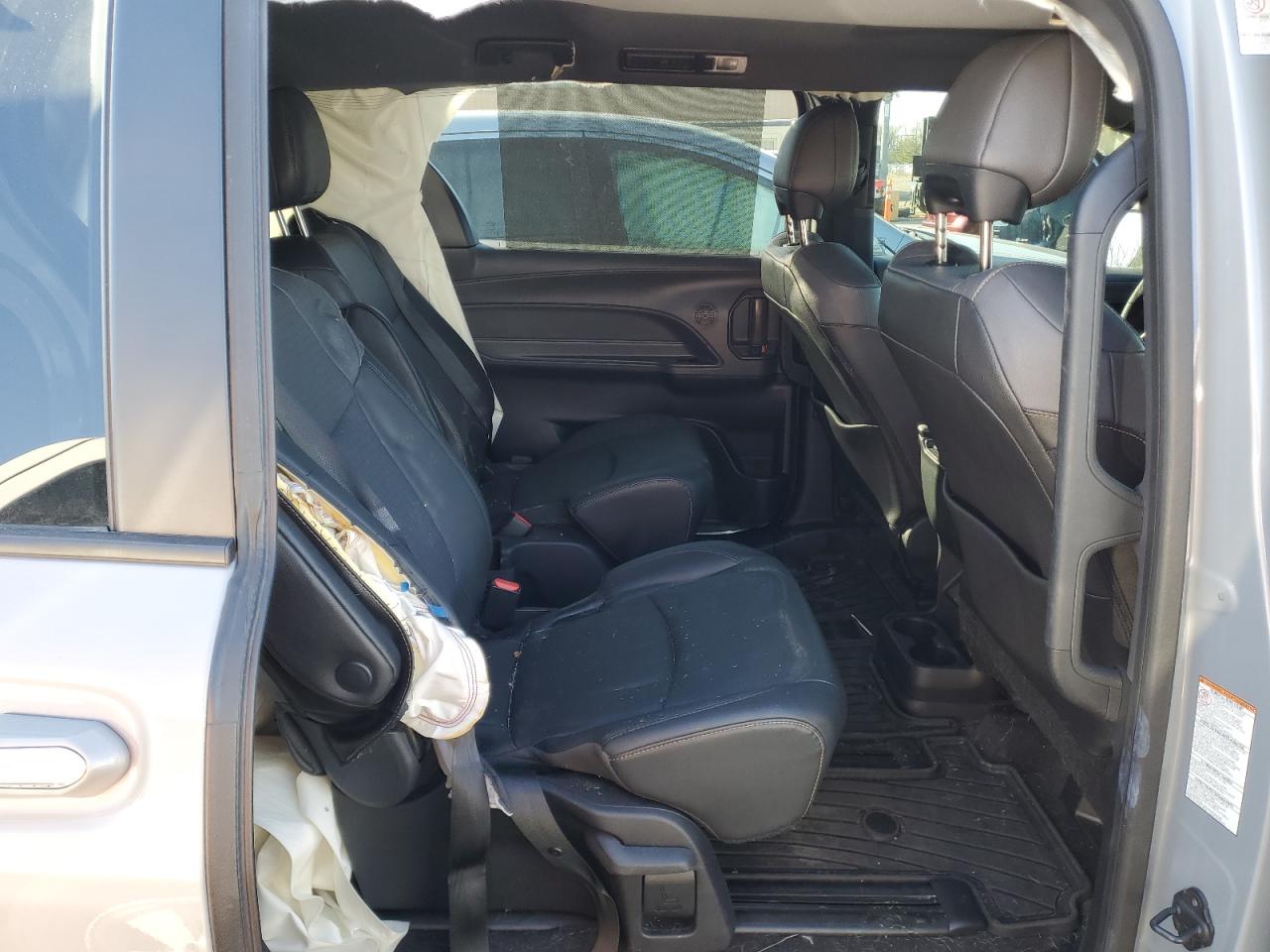 2022 TOYOTA SIENNA XLE VIN:5TDASKFC5NS047766