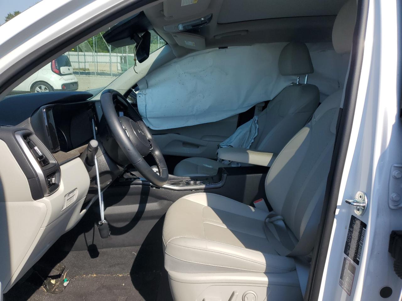 2023 KIA SORENTO EX VIN:5XYRHDLFXPG214862