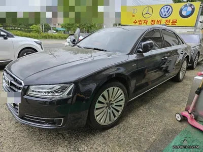 2015 Audi A8 VIN: