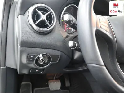 2019 BMW X1 WDCTG4FB6KJ551047 VIN:WDCTG4FB6KJ551047