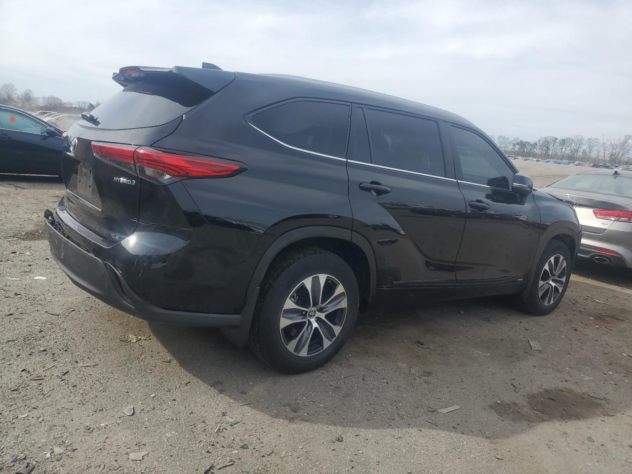 2023 TOYOTA HIGHLANDER HYBRID XLE VIN:5TDKBRCH7PS577253