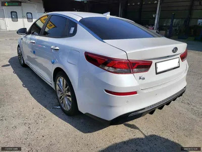 2018 Kia K5 KNAGU411BKA318223 VIN:KNAGU411BKA318223