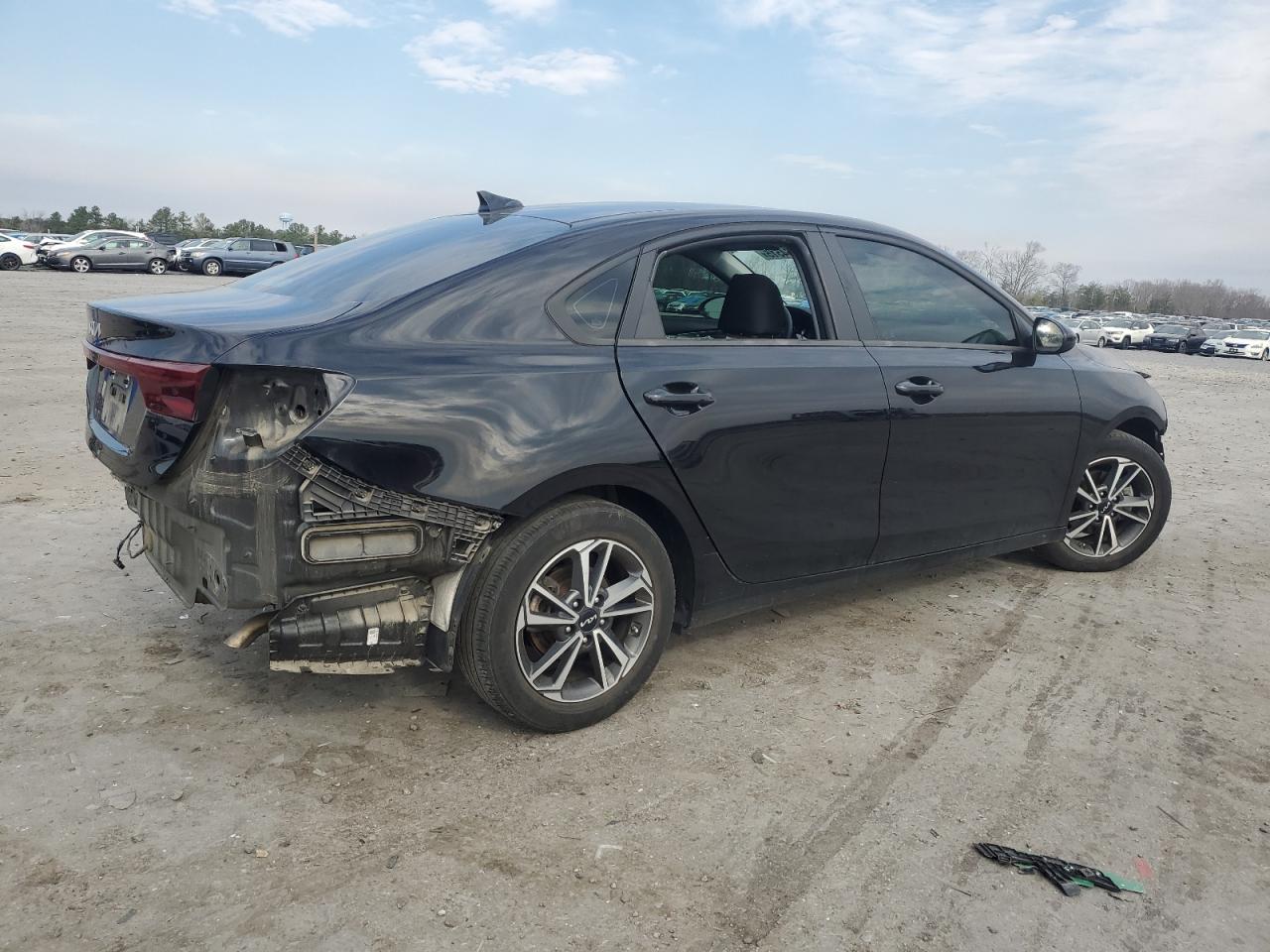 2022 KIA FORTE FE VIN:3KPF24AD4NE458264