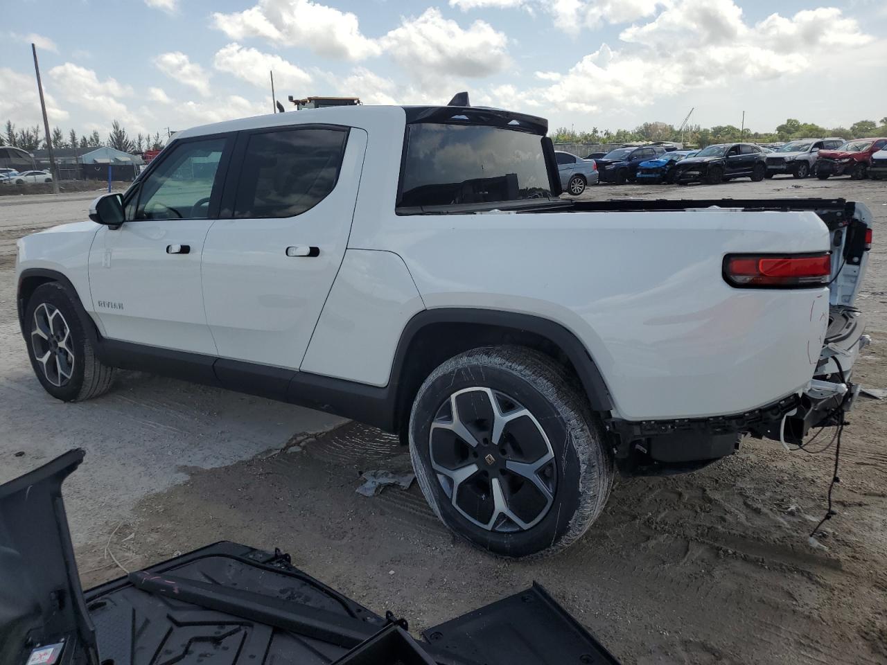 2023 RIVIAN R1T ADVENTURE VIN:7FCTGBAA5PN028668