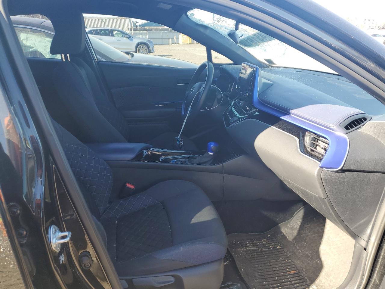 2022 TOYOTA C-HR XLE VIN:NMTKHMBX5NR141457