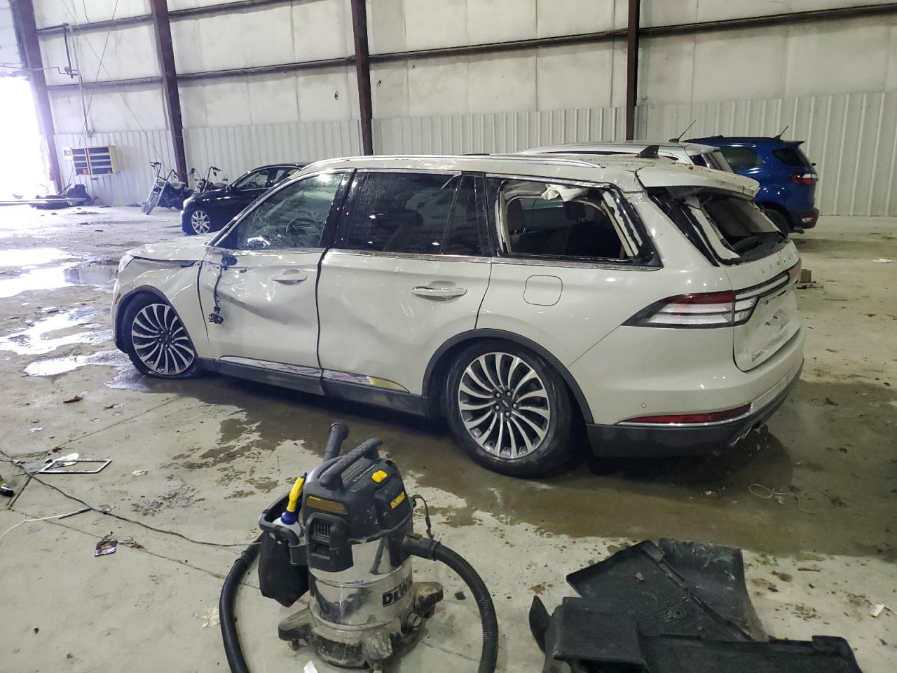 2023 LINCOLN AVIATOR RESERVE VIN:5LM5J7XC5PGL11848