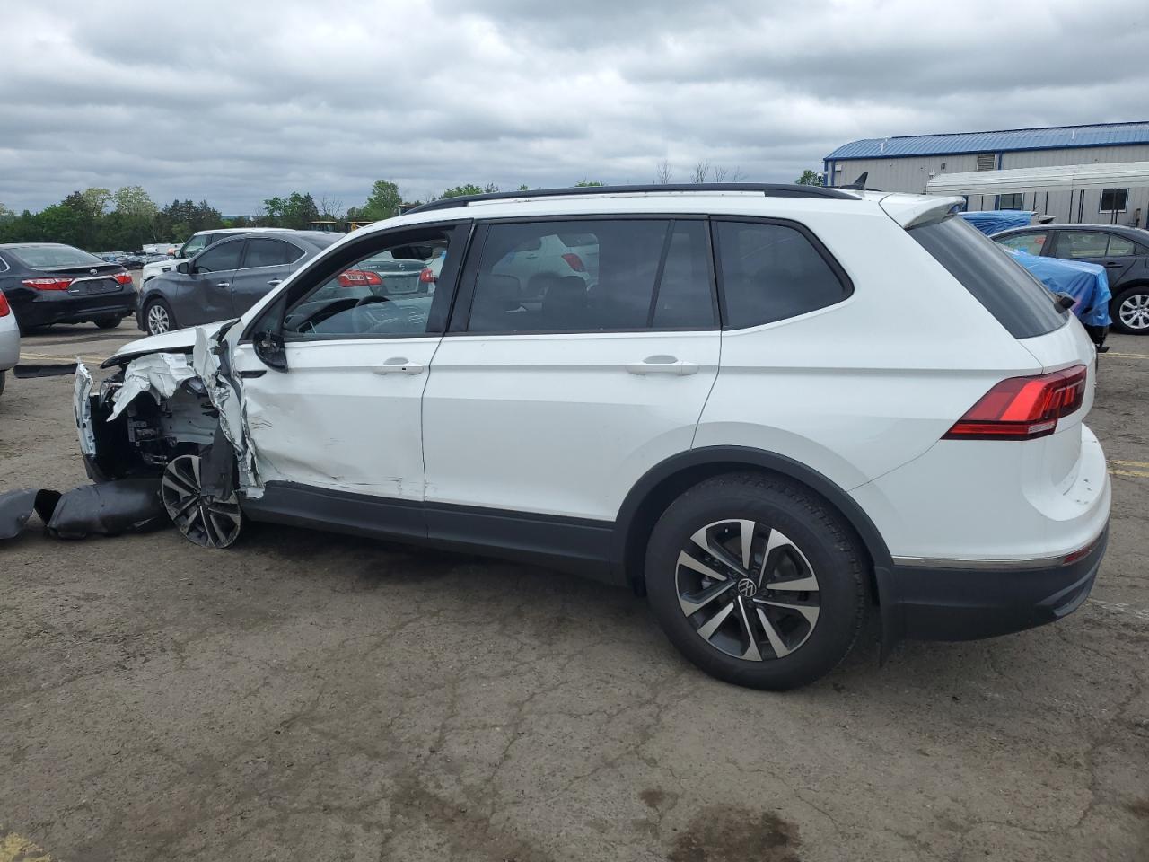 2024 VOLKSWAGEN TIGUAN S VIN:3VVFB7AX4RM038318