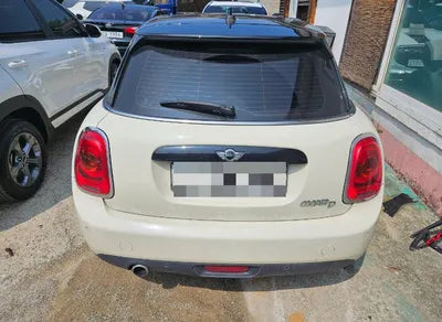 2016 MINI Cooper VIN: