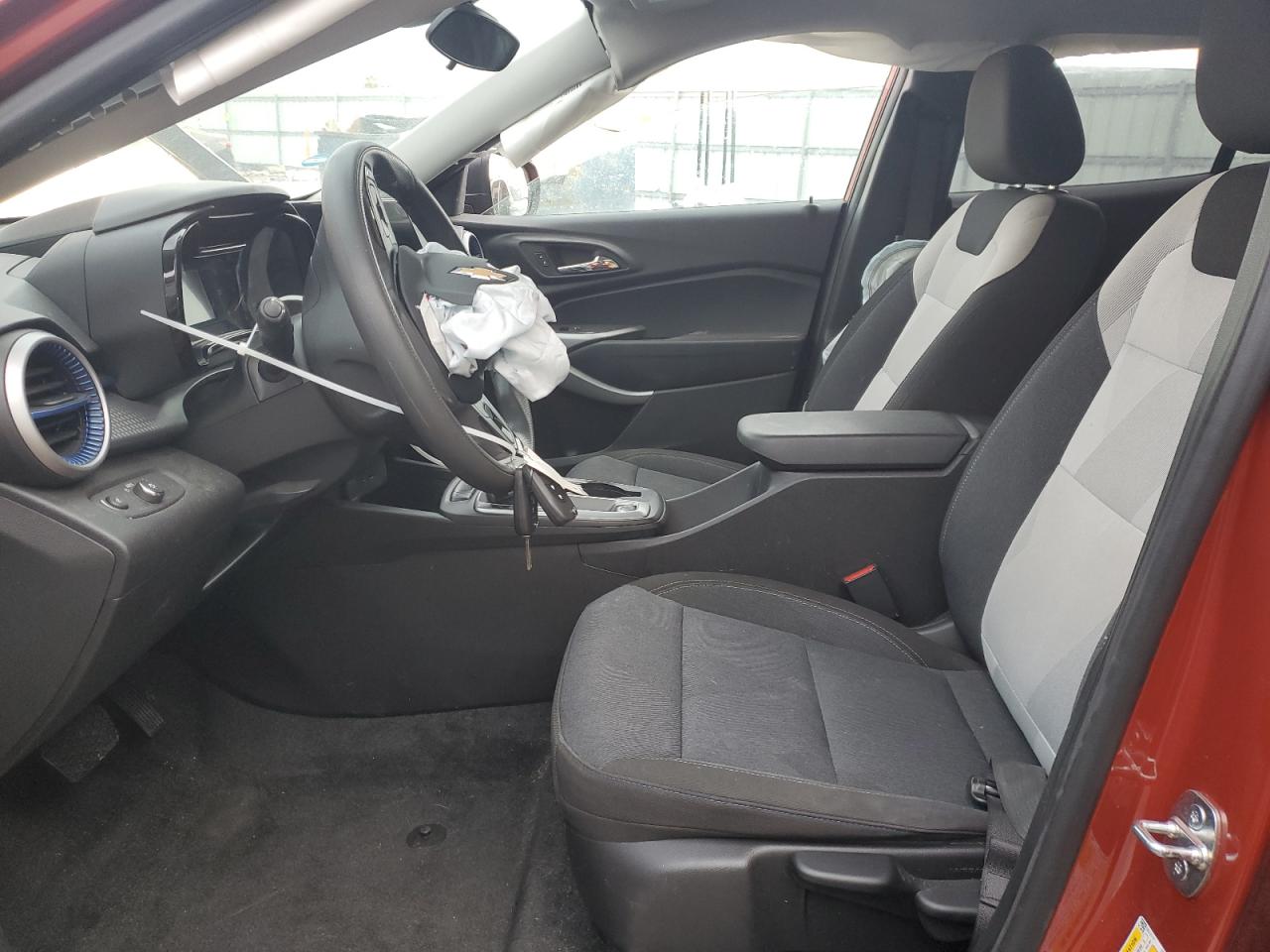 2024 CHEVROLET TRAX LS VIN:KL77LFE21RC096782