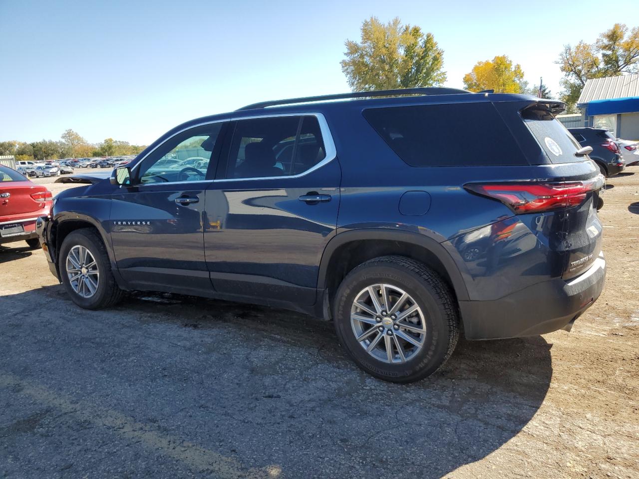 2022 CHEVROLET TRAVERSE LT VIN:1GNEVHKW7NJ114075
